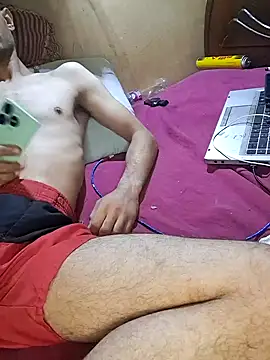 Snapshot of LOOLOOO123123 chatting on 11/11/25, 05:07 LOOLOOO123123 online show from 11/11/25, 05:07