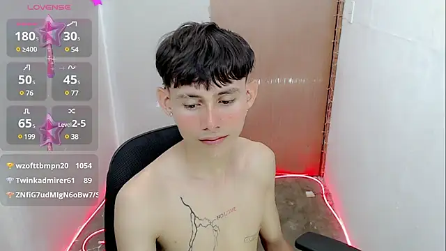 Snapshot of tanjiro_cute chatting on 01/05/25, 08:22 tanjiro cute online show from 01/05/25, 08:22