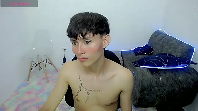 Snapshot of tanjiro_cute chatting on 01/17/25, 03:45 tanjiro cute online show from 01/17/25, 03:45