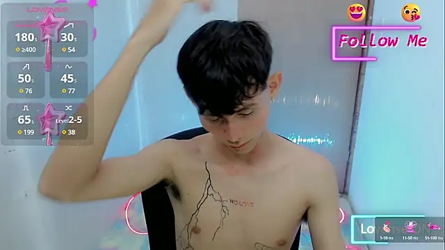 Snapshot of tanjiro_cute chatting on 01/26/25, 06:59 tanjiro cute online show from 01/26/25, 06:59