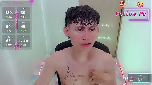 Snapshot of tanjiro_cute chatting on 01/31/25, 04:03 tanjiro cute online show from 01/31/25, 04:03