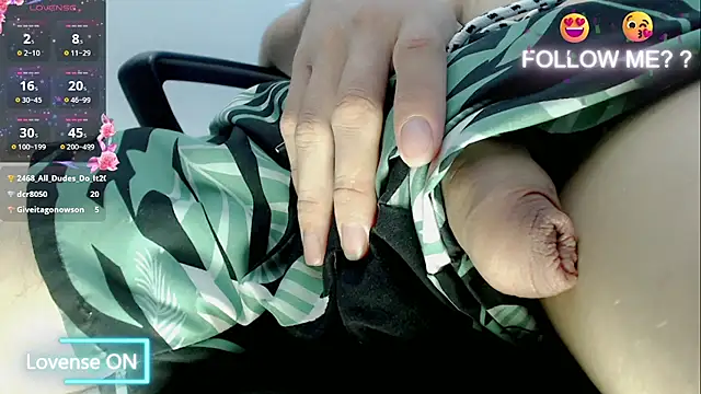 Snapshot of tanjiro_cute chatting on 02/07/25, 10:08 tanjiro cute online show from 02/07/25, 10:08