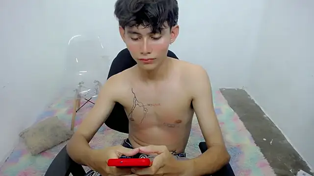 Snapshot of tanjiro_cute chatting on 03/11/25, 03:16 tanjiro cute online show from 03/11/25, 03:16