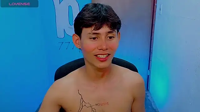 tanjiro cute online show from 04/06/26, 02:42