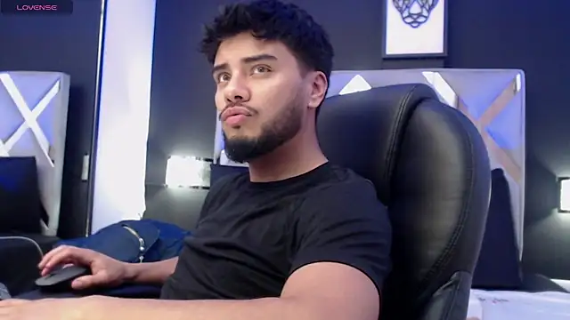 Tommidubois online show from 12/31/24, 12:36