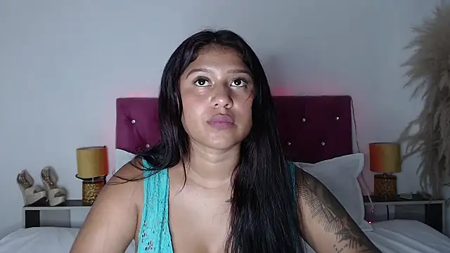 alinakiss online show from 02/04/25, 05:42