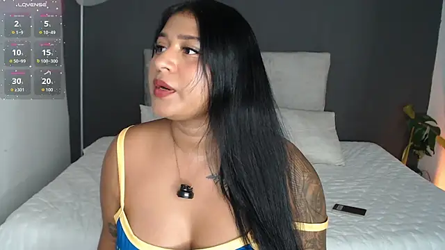 alinakiss online show from 06/26/26, 08:52