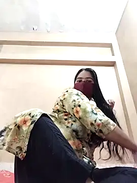 Magical Girl- online show from 09/10/25, 04:23