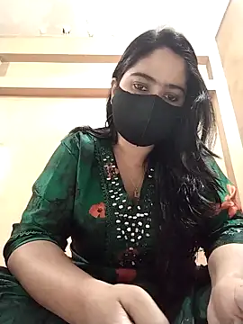 Magical Girl- online show from 11/25/25, 03:28