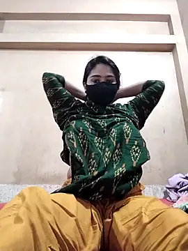 Snapshot of Magical_Girl- chatting on 12/15/25, 03:55 Magical Girl- online show from 12/15/25, 03:55