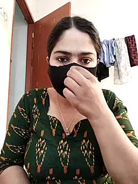 Snapshot of Magical_Girl- chatting on 01/14/26, 06:30 Magical Girl- online show from 01/14/26, 06:30