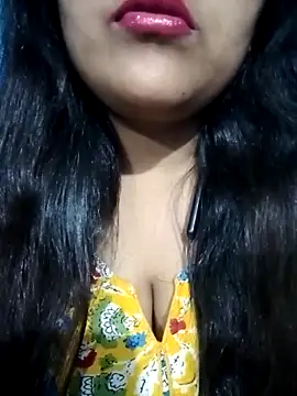 Love-Veronica online show from 02/16/26, 12:45