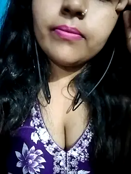 Love-Veronica online show from 02/25/26, 12:59