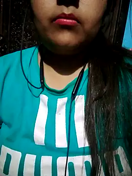 Snapshot of Love-Veronica chatting on 03/03/26, 06:36 Love-Veronica online show from 03/03/26, 06:36