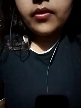 Snapshot of Love-Veronica chatting on 03/19/26, 05:17 Love-Veronica online show from 03/19/26, 05:17