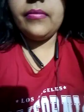 Snapshot of Love-Veronica chatting on 04/21/26, 06:23 Love-Veronica online show from 04/21/26, 06:23