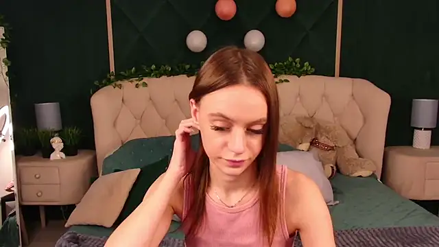 Snapshot of RebeccaMartons chatting on 02/16/25, 04:09 RebeccaMartons online show from 02/16/25, 04:09