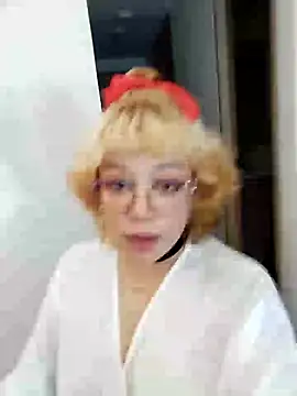 Snapshot of Cutie-Bunny888 chatting on 12/03/24, 01:19 Cutie-Bunny888 online show from 12/03/24, 01:19