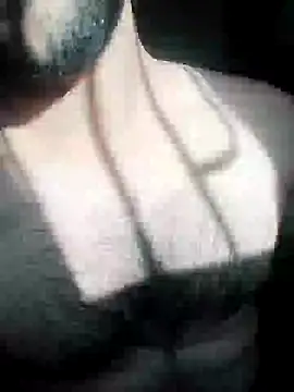 Snapshot of smartboy010101 chatting on 12/03/24, 05:09 smartboy010101 online show from 12/03/24, 05:09