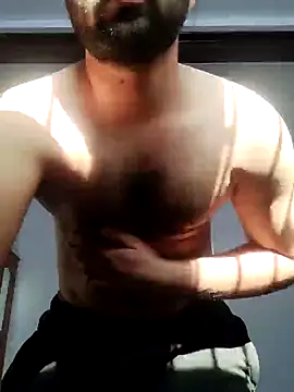 Snapshot of smartboy010101 chatting on 12/06/24, 05:20 smartboy010101 online show from 12/06/24, 05:20