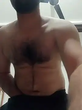 Snapshot of smartboy010101 chatting on 12/07/24, 03:52 smartboy010101 online show from 12/07/24, 03:52