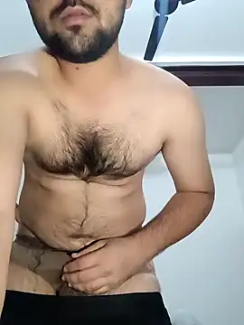 Snapshot of smartboy010101 chatting on 12/23/24, 01:13 smartboy010101 online show from 12/23/24, 01:13