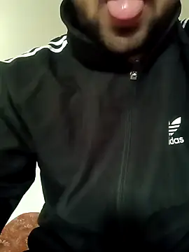 Snapshot of smartboy010101 chatting on 01/07/25, 05:22 smartboy010101 online show from 01/07/25, 05:22