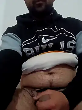 Snapshot of smartboy010101 chatting on 01/20/25, 04:23 smartboy010101 online show from 01/20/25, 04:23