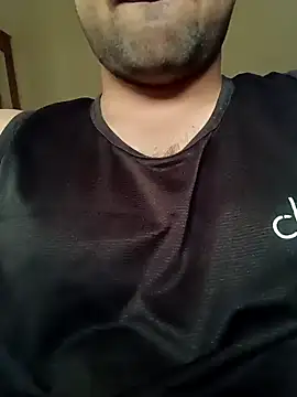 Snapshot of smartboy010101 chatting on 03/03/25, 08:49 smartboy010101 online show from 03/03/25, 08:49