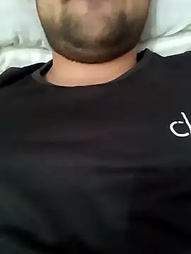 Snapshot of smartboy010101 chatting on 03/09/25, 03:32 smartboy010101 online show from 03/09/25, 03:32