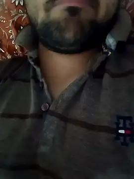 Snapshot of smartboy010101 chatting on 03/15/25, 02:01 smartboy010101 online show from 03/15/25, 02:01