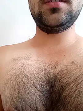 Snapshot of smartboy010101 chatting on 10/15/25, 04:01 smartboy010101 online show from 10/15/25, 04:01