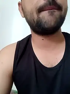 Snapshot of smartboy010101 chatting on 10/18/25, 09:54 smartboy010101 online show from 10/18/25, 09:54