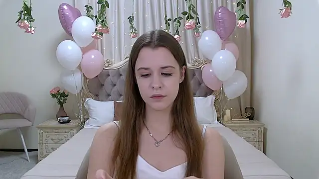 AgataAisitt online show from 02/10/25, 08:21