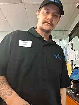 ChuckyyDee online show from 01/17/26, 06:51