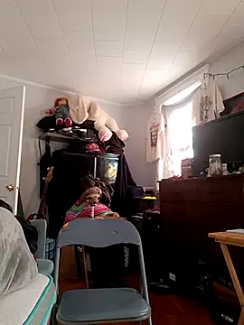 Snapshot of ChuckyyDee chatting on 04/10/26, 09:08 ChuckyyDee online show from 04/10/26, 09:08