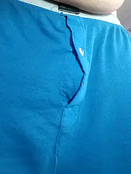 Snapshot of ChuckyyDee chatting on 04/17/26, 06:33 ChuckyyDee online show from 04/17/26, 06:33