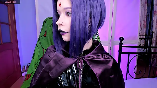 Snapshot of Lust_One_ chatting on 11/30/25, 05:50 Lust One online show from 11/30/25, 05:50