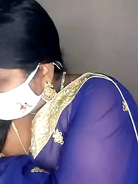 Sexy Radhikaa online show from 03/20/25, 05:36
