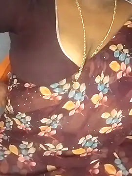 Sexy Radhikaa online show from 09/27/25, 04:17