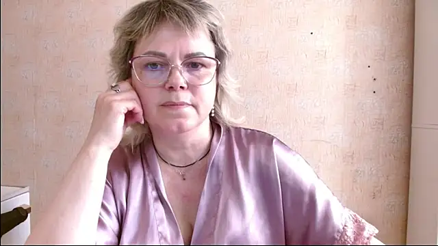 sweetsunset11 online show from 05/16/26, 01:10