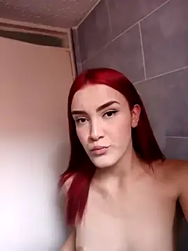 Snapshot of laura_arias018 chatting on 10/13/25, 07:36 laura arias018 online show from 10/13/25, 07:36