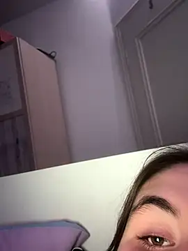 Snapshot of hotiee chatting on 12/02/24, 08:00 hotiee online show from 12/02/24, 08:00