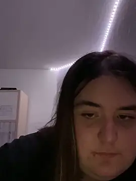 Snapshot of hotiee chatting on 03/18/25, 11:30 hotiee online show from 03/18/25, 11:30