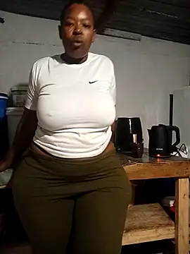 curvyloneah75 online show from 02/22/26, 05:55