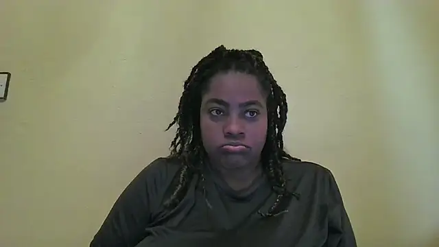 Snapshot of GoddessCarrie chatting on 07/04/26, 10:32 GoddessCarrie online show from 07/04/26, 10:32