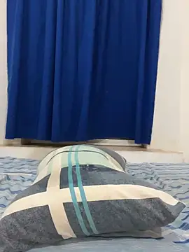 Chloe-antonella online show from 02/10/25, 12:08