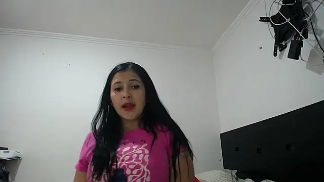 Snapshot of princehermosa44 chatting on 06/13/26, 07:45 princehermosa44 online show from 06/13/26, 07:45