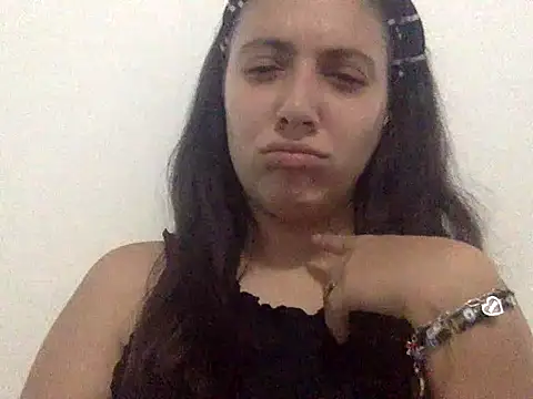 Snapshot of xBubblyBarbiexx chatting on 03/21/26, 03:11 xBubblyBarbiexx online show from 03/21/26, 03:11