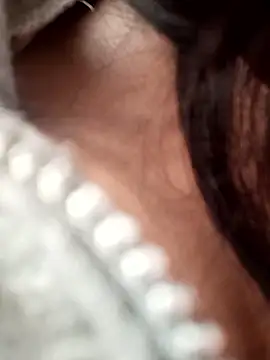 Naomy veracruz  online show from 11/18/25, 12:31